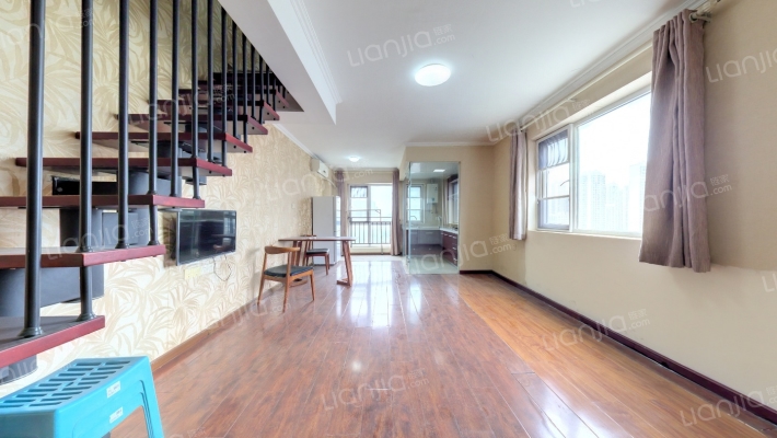 众联天美国际二手房实景图