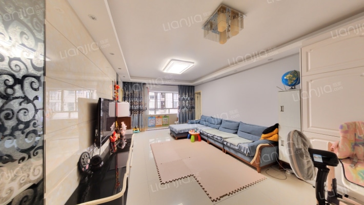 银泰苑二手房实景图