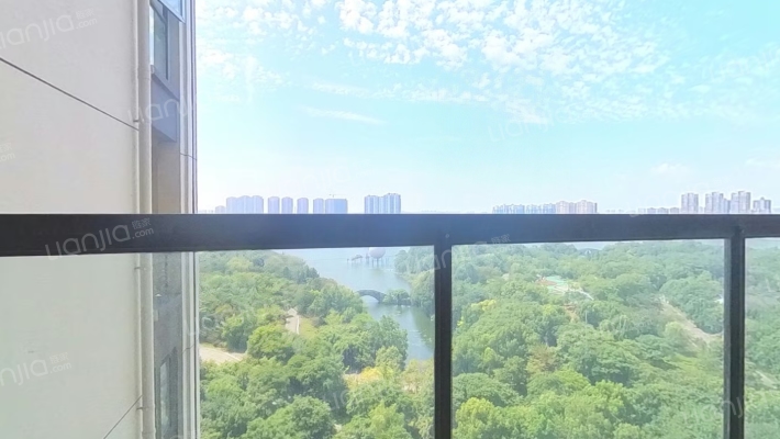万景·公园里二手房实景图