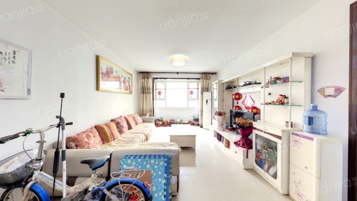 东方润龙二手房实景图