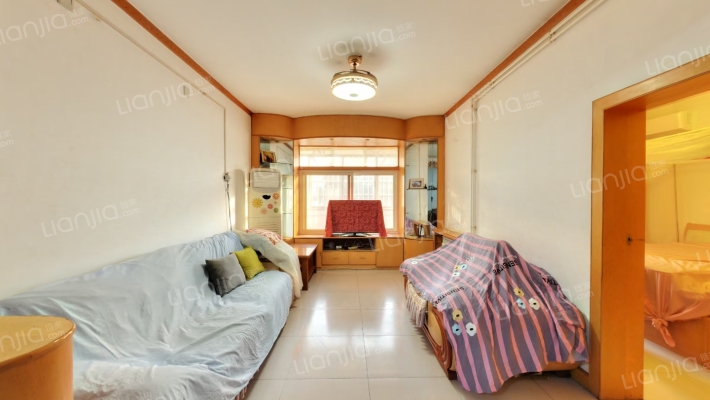 宏莲花园二手房实景图