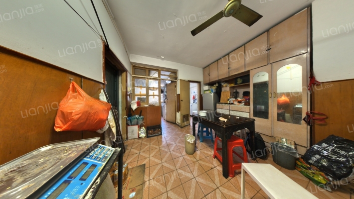 前管弄堂小区二手房实景图