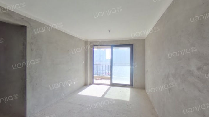 鲁山之窗二手房实景图