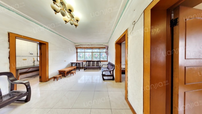 造漆村二手房实景图