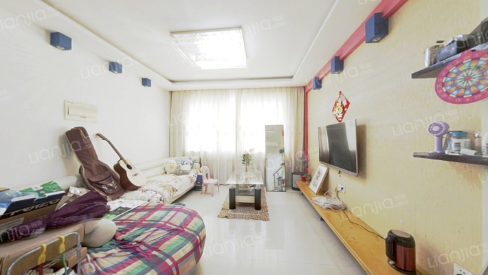 鸿景湾小区二手房实景图