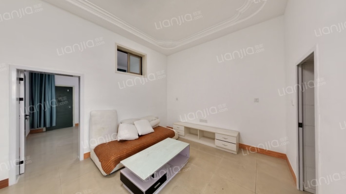 白芙塘社区丁家老屋二手房实景图