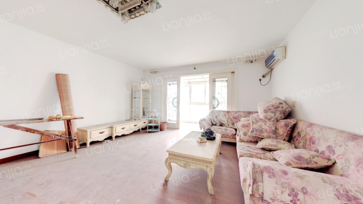 信一广场二手房实景图