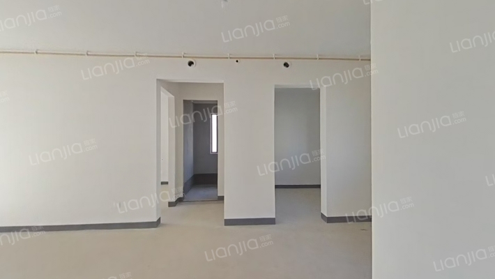 金地天阳·翡翠云邸二手房实景图