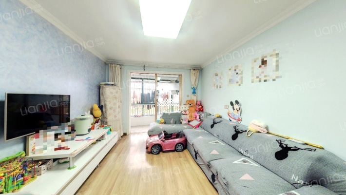 春堤展艺苑二手房实景图