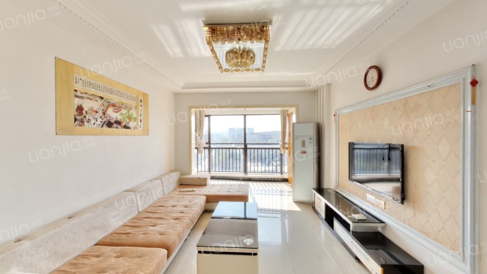 保利麓谷林语F区二手房实景图