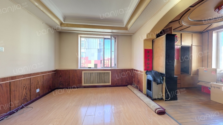 育红小区二手房实景图