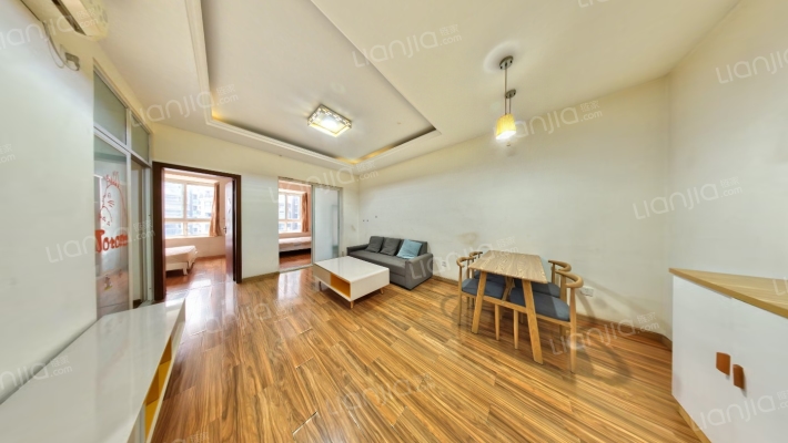 卡斯摩广场二手房实景图