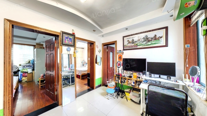 富岩路13号二手房实景图