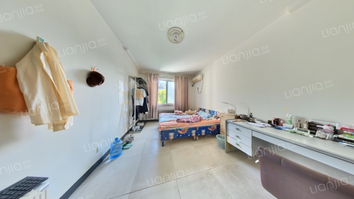 纬四路192号二手房实景图