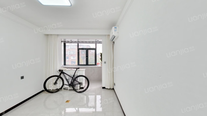 手表厂宿舍二手房实景图