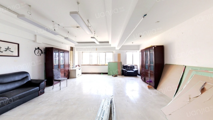 鹏宇大厦二手房实景图