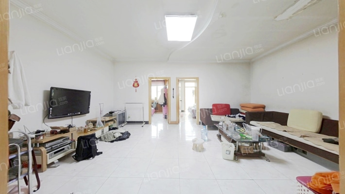 联合二号院满五唯一，市区，购物医疗配套-客厅