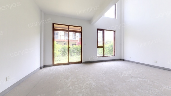 路劲远洋江南院子二手房实景图