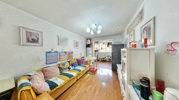 贝森兴苑二手房实景图