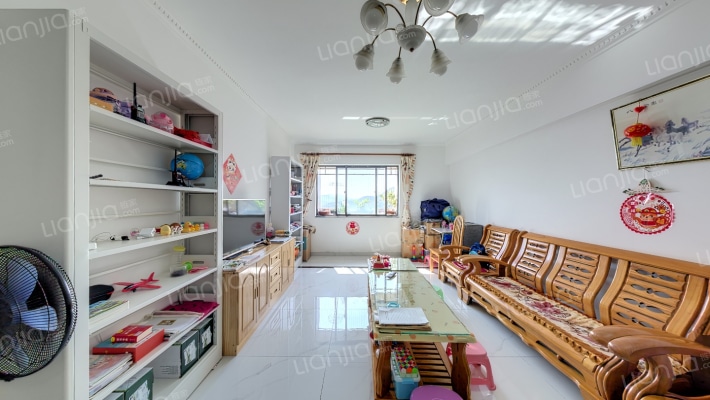 中信海滨花园二手房实景图