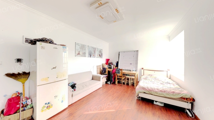 川海花园二手房实景图