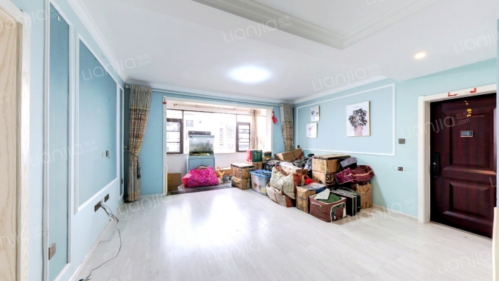 腾翼大酒店综合楼二手房实景图