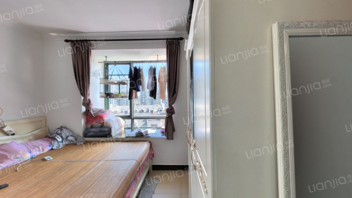 白马湖小区孔雀苑二手房实景图