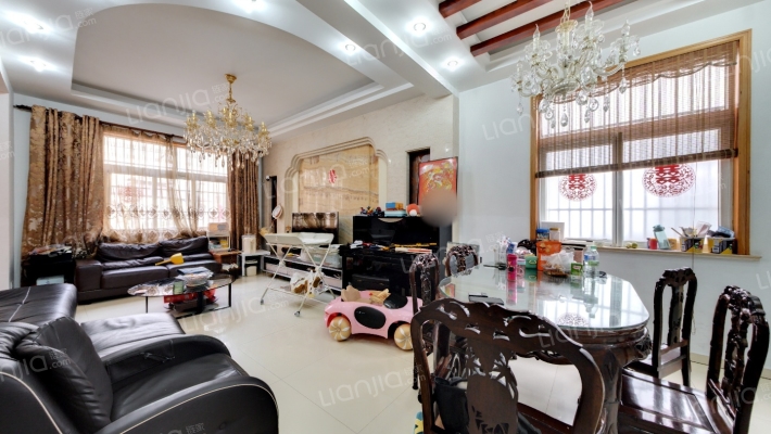 锦城别墅二手房实景图