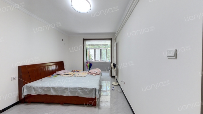 电大西街40号院二手房实景图