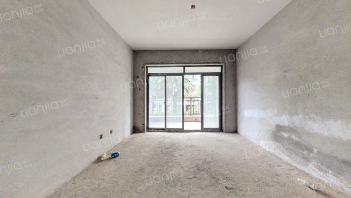 伴山园二手房实景图