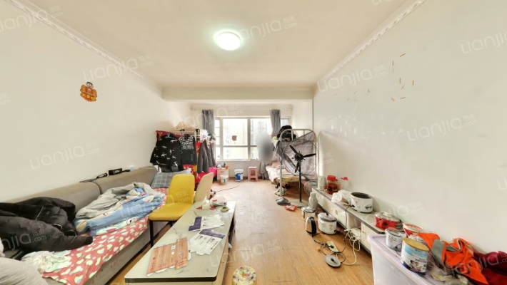 天山名苑二手房实景图