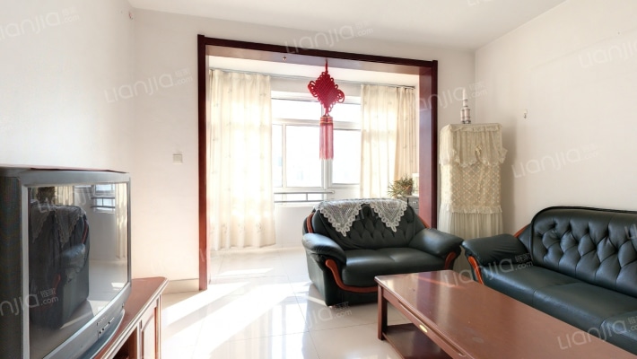 卫生小区二手房实景图