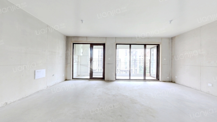 帕提欧二期二手房实景图