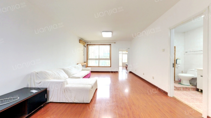 云景里南大门二手房实景图