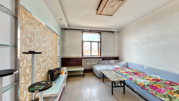 同福食品有限公司家属院二手房实景图