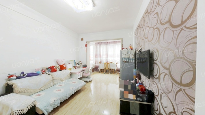 翡翠城二手房实景图