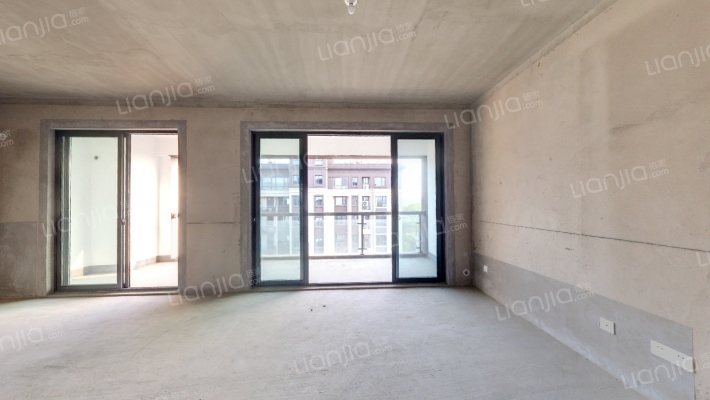 上麟府二手房实景图