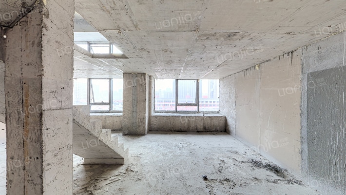 龙湖铂金岛二手房实景图