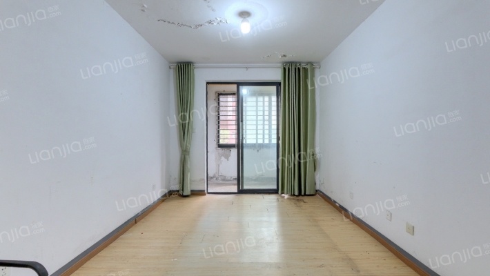 尚水湖畔淼园二手房实景图