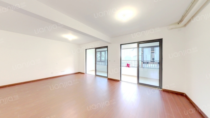 润城中心二手房实景图