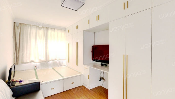 风华新苑C区二手房实景图