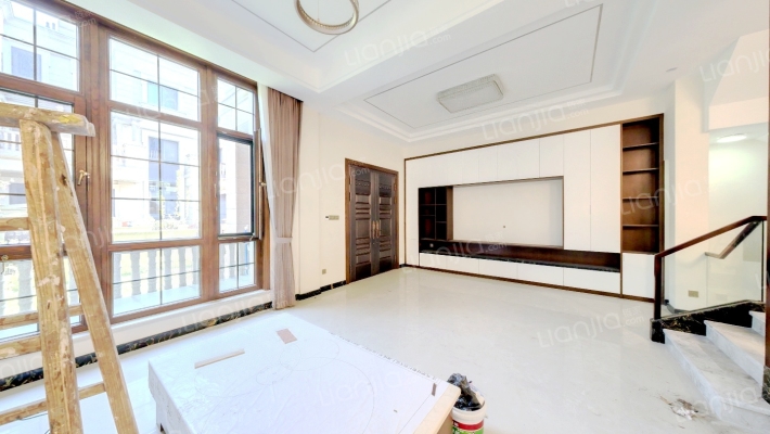 恒大·颐东华庭二手房实景图