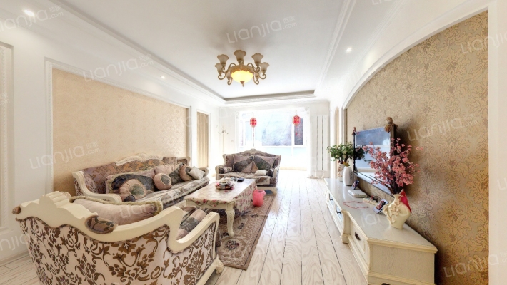 欧洲小镇二手房实景图