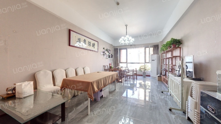 东方亿象城二手房实景图