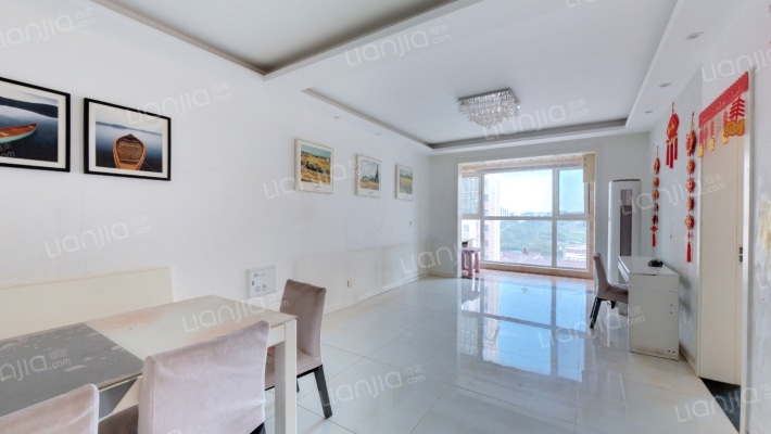 逸景公馆二手房实景图