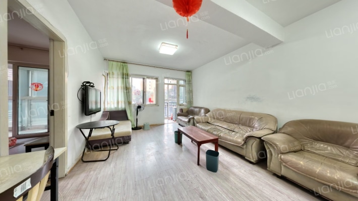 双景秀庭二手房实景图