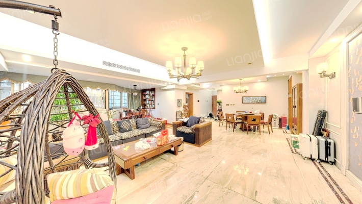 鸿锳大厦二手房实景图