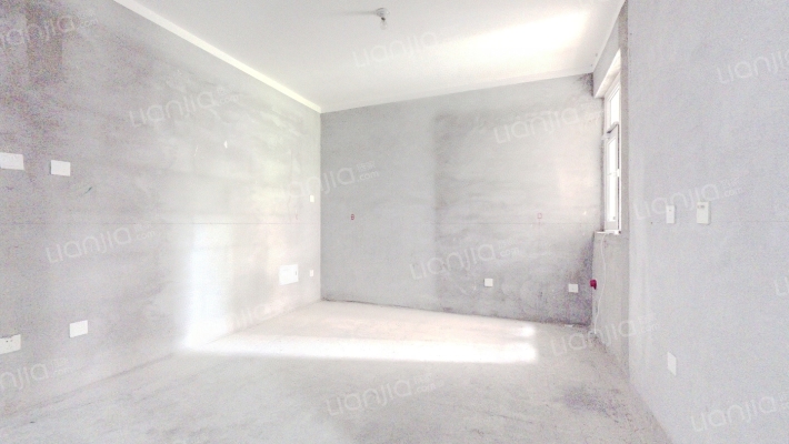 华瑞紫荆西园一期二手房实景图