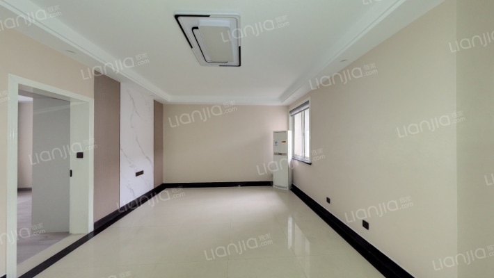 洁芳小区二手房实景图