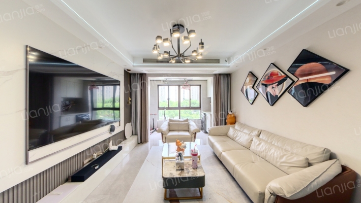 紫艺华府二手房实景图